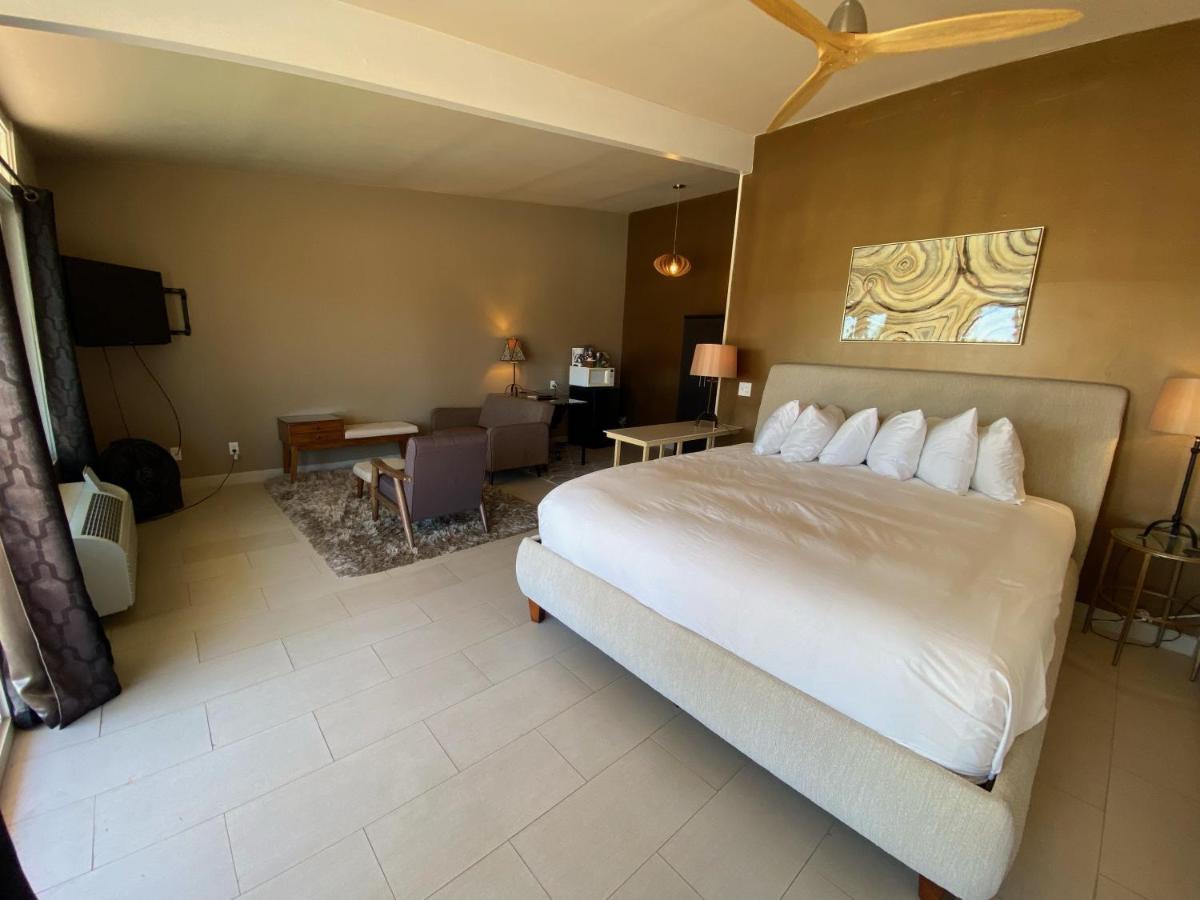 Palms At Indian Head Hotel Borrego Springs Exterior photo