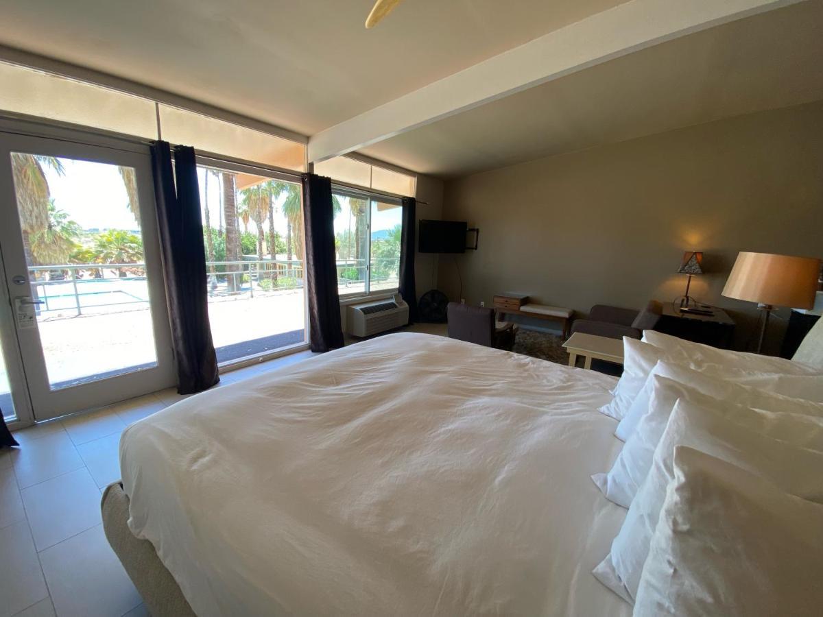 Palms At Indian Head Hotel Borrego Springs Exterior photo